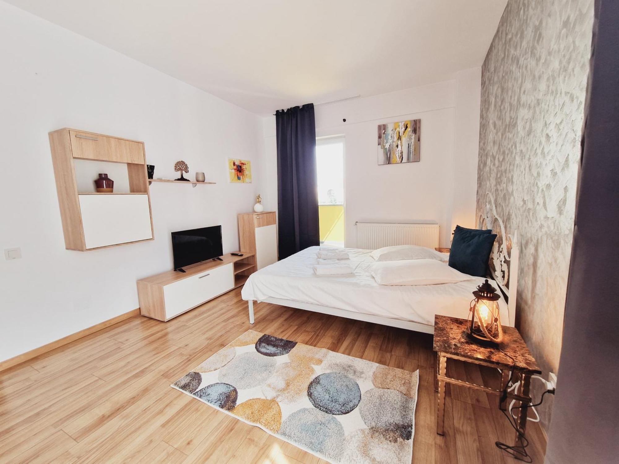 Ultracentral 5* Boutique Hotel Style Apartment. Brand New. 2 Rooms. Spacious. Free Parking Клуж-Напока Экстерьер фото